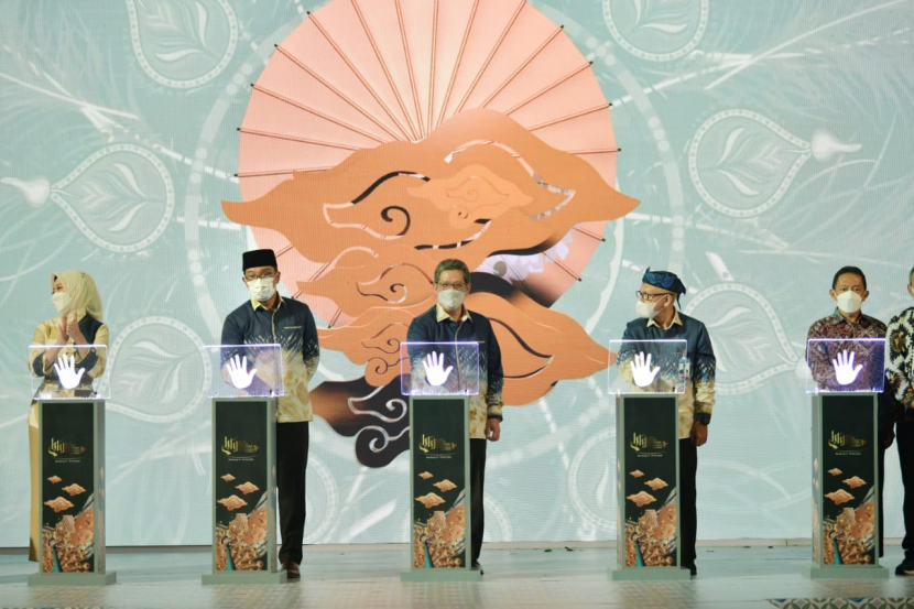 Pembukaan pameran karya kreatif Jabar